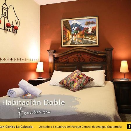 Posada De San Carlos La Calzada Antigua Bagian luar foto